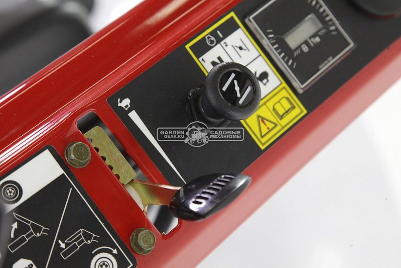 Косилка для высокой травы и кустов MTD WCM 84 E с электрозапуском (USA, 84 см., MTD ThorX, 420 куб.см., сталь, 125 кг.)