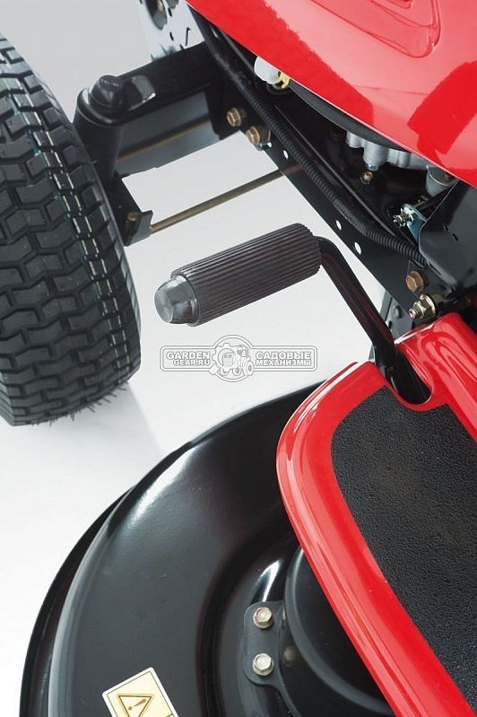 Садовый трактор MTD Smart RE 125 (USA, MTD, 382 куб.см., механика, травосборник 240 л., ширина кошения 92 см., 194 кг.)