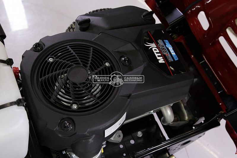 Садовый трактор MTD 76 (USA, MTD, 382 куб.см., механика, травосборник 200 л., ширина кошения 76 см., 184 кг.)